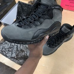 TENNIS SHOES , OTHER AIR JORDAN RETRO 10’s TRUE RED—BLACK SIZE 10 IN BOX