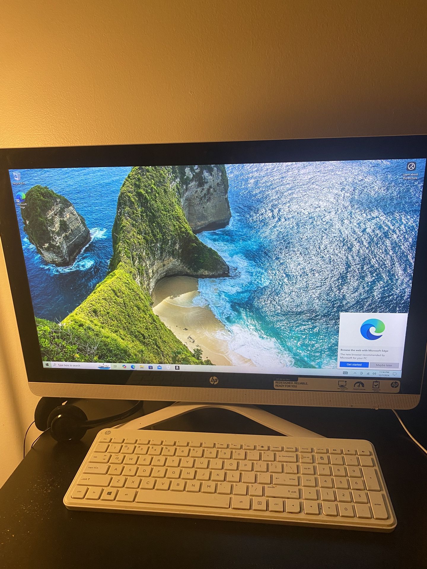 HP 24 Inch All In One Desktop Computer