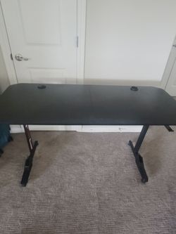 Gaming desk and chair