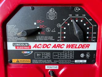 Lincoln Electric AC/DC 225/125 Arc Welder plus accessories