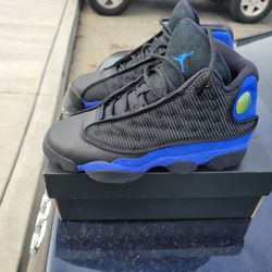 Jordan 13 Retro
Black Hyper Royal 