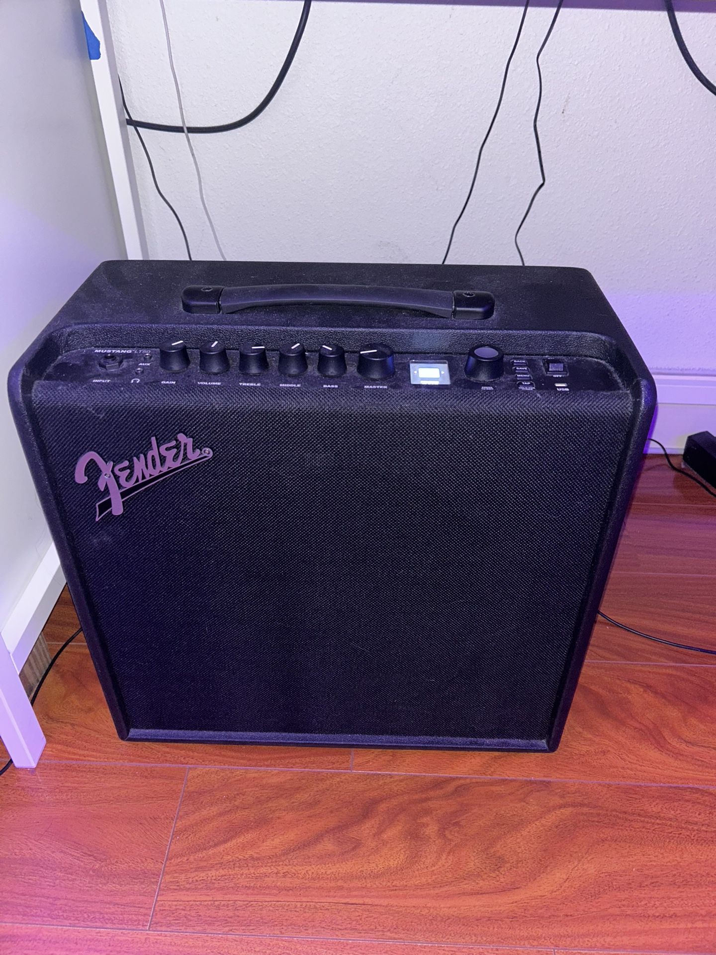 Fender LT50