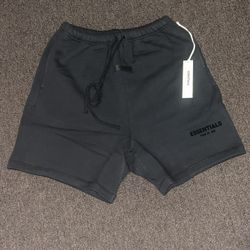 Essentials Shorts