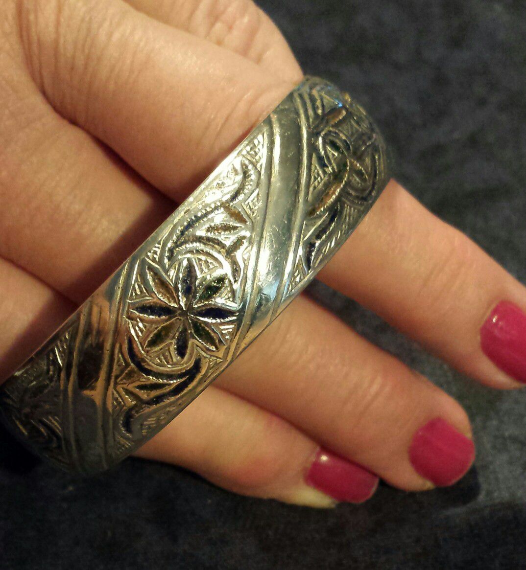 Vintage 1950s Sterling Silver Bangle from Morocco