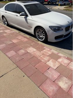 2015 BMW 750