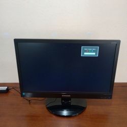 Samsung S24C230BL 24" 1080P LED LCD Monitor 
