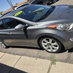 2013 HYUNDAI ELANTRA 