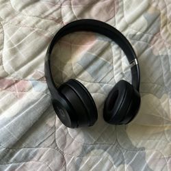 Beats Solo 4 Bluetooth Wireless 