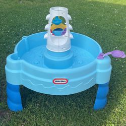 Little Tikes Water Table Toy 