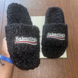 Balenciaga Furry Slide “Black”