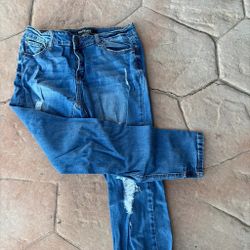 En Jean Distressed Blue Denim Jeans