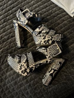 Guess Size 7 Heels Sandals