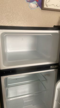 Mini fridge