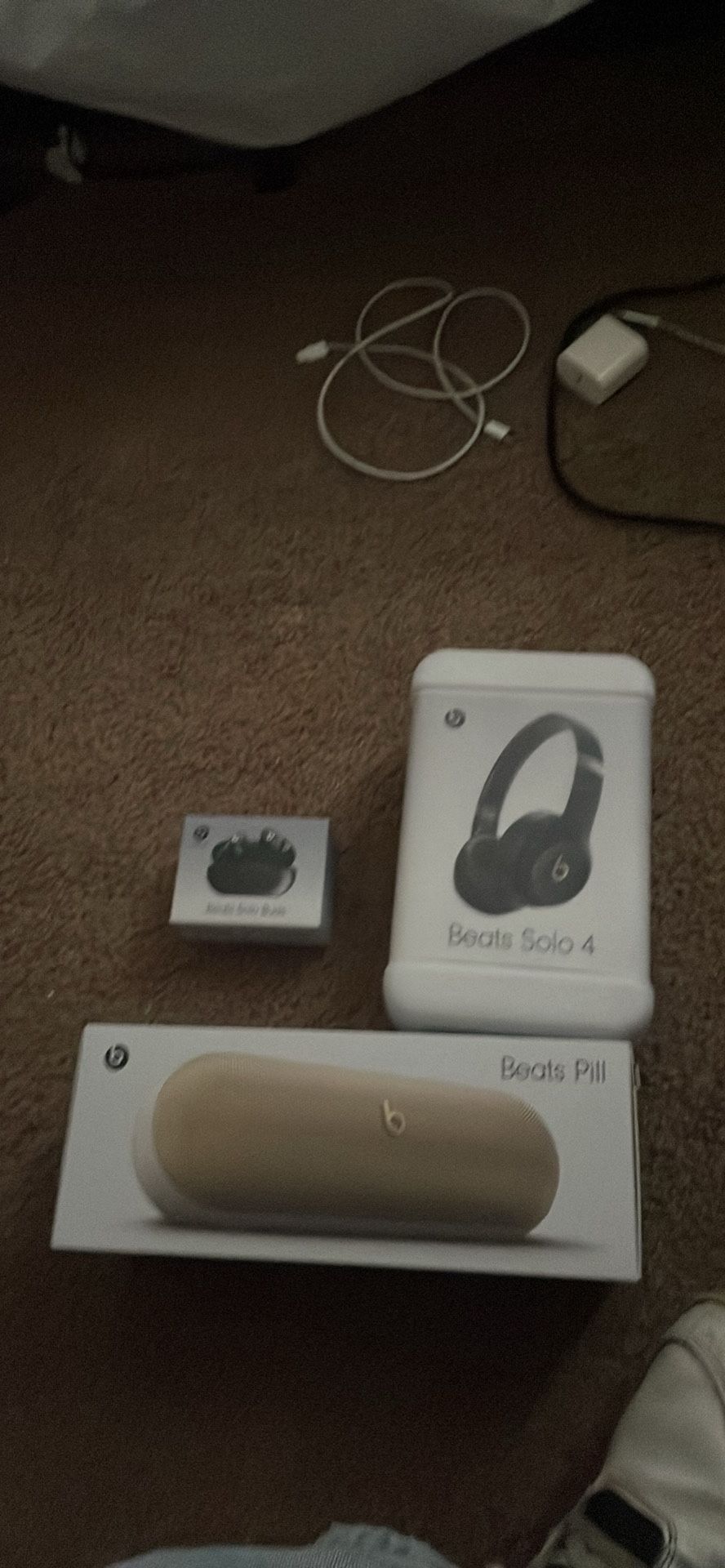 Apple Beats Products