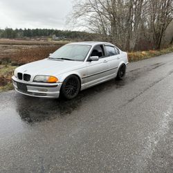 2001 BMW 330I