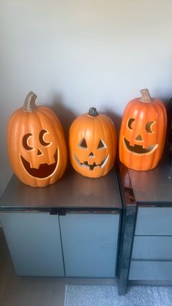 Halloween Pumpkins 