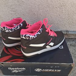 Reebok + HEELYS Youth Kids BB4500 Mid Top Wheels Skate Sneaker Shoes.youth size 5, women's 6