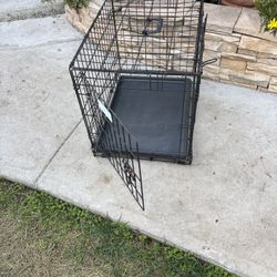 Used Double Door Wire Dog Crate 24x16x19