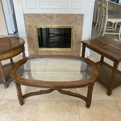 Coffee Table With 2 End Tables