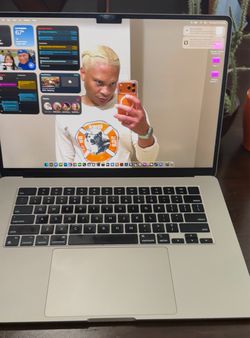 MacBook Air 15 inch