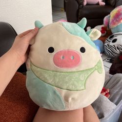 Belana The Cow SQUISHMALLOW