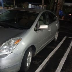 2004 Toyota Prius