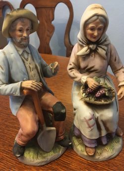 Homeco Man and Lady Figurines