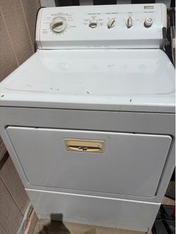 Kenmore White dryer