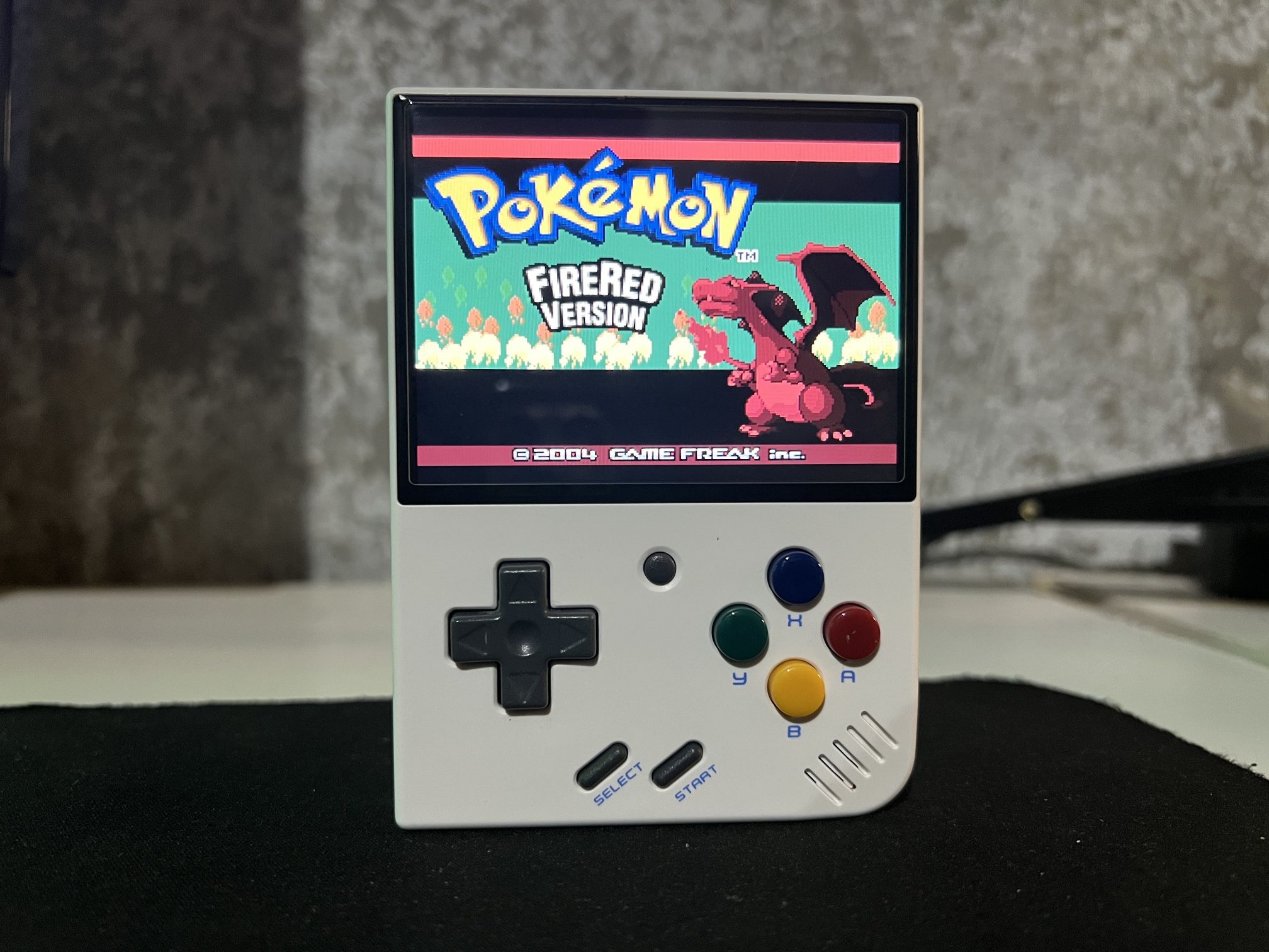 Miyoo Mini Plus White.