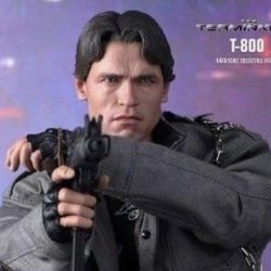 Hot Toys 🔥 The Terminator T-800 