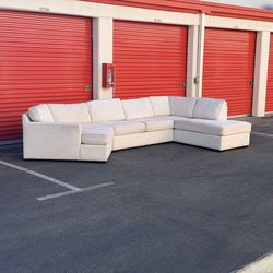 FREE DELIVERY- 3pc Large Sectional Chaise Sofa Couch U-Shape Cuddler - White- Retail $2.2k