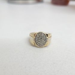 10K Two Tone Gold Diamond Cluster Ring (Size 9 & 3/4) (0.58 CTW)