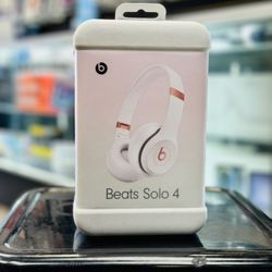 Beats Solo 4