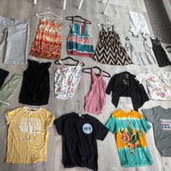 Women’s Clothing Lot Size M