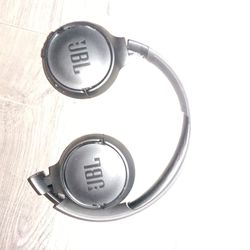 JBL Headphones Bluesstooth