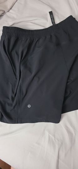 Men's Lulu Lemon Black shorts