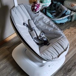 2024 Mamaroo 4moms baby swing