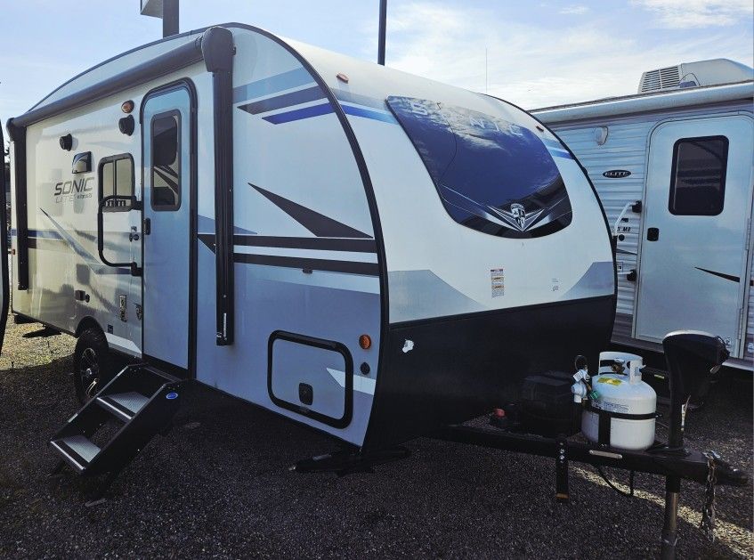 2021 Venture Sonic 169VMK