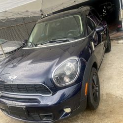 2012 Mini Cooper S With Navigation 