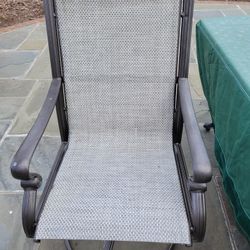 Patio Metal Swivel Chairs. Set Of 8. $5 Each.