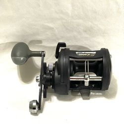 New Only Used Twice  Shakespeare (T20LO-Tidewater) graphite frame, heavy action, deep sea fishing reel