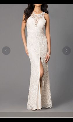 Long Lace Sleeveless Dress with Slit L ( beige color)