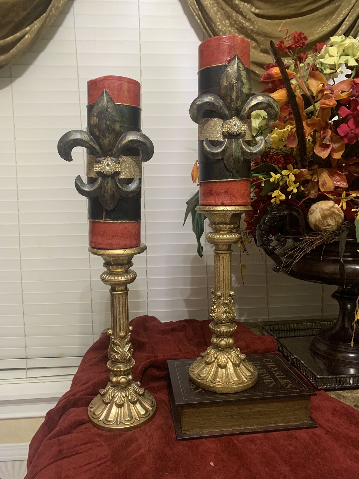 Candle holder