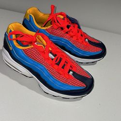Air Max 95 Size 6y For Sale $65