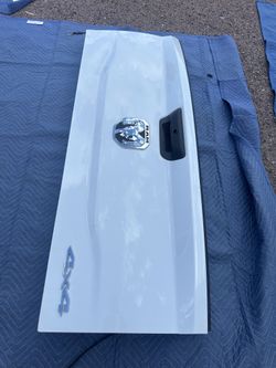 2019-2024 Ram 2500/3500 Tailgate New Take Off 