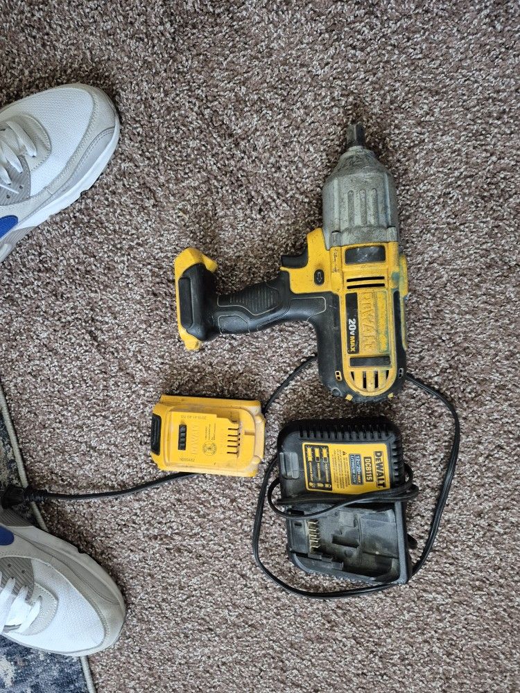 Dewalt