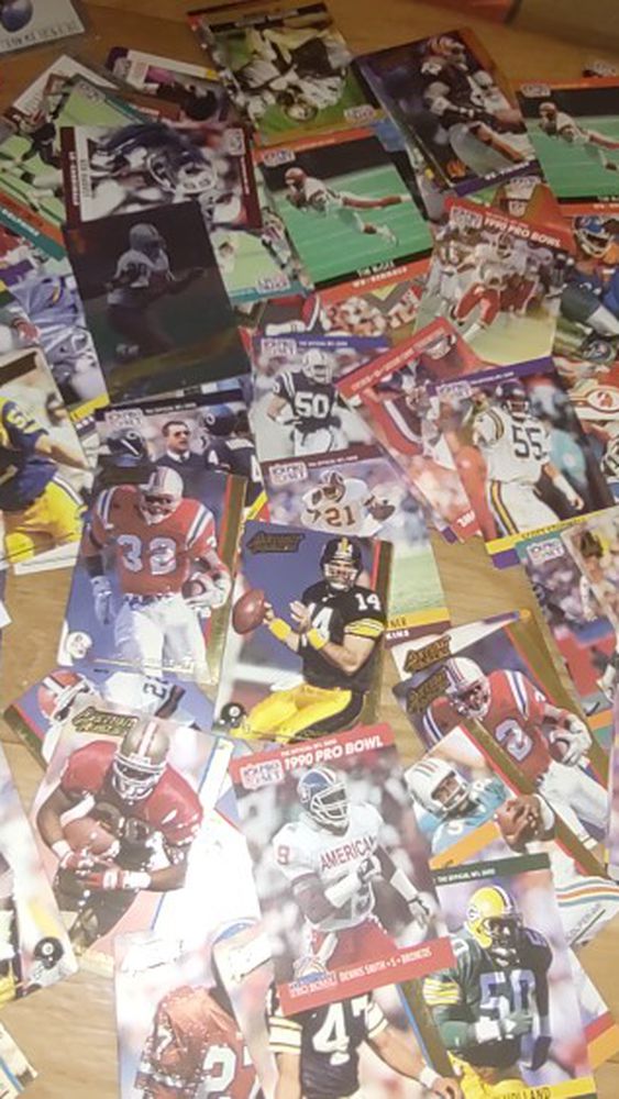 Football Cards Lot Of Old Ones