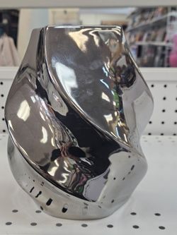 Vase / Planter / Kitchen Utencil holder