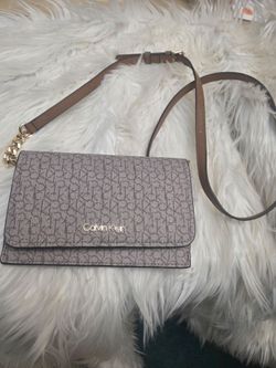 Calvin Klein crossbody purse/wallet