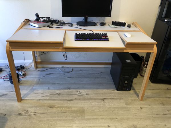 Apple mac stand